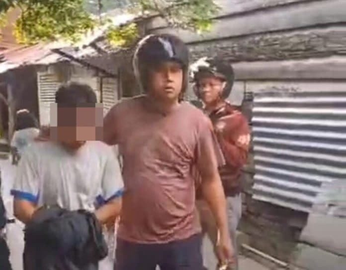 warga_tangkap_pria_karena_sabu_polisi_lakukan_pengembangan