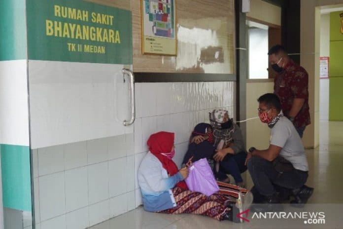 wartawan_buka_posko_pengaduan_kebakaran_kapal_tanker_mt_jag_leela