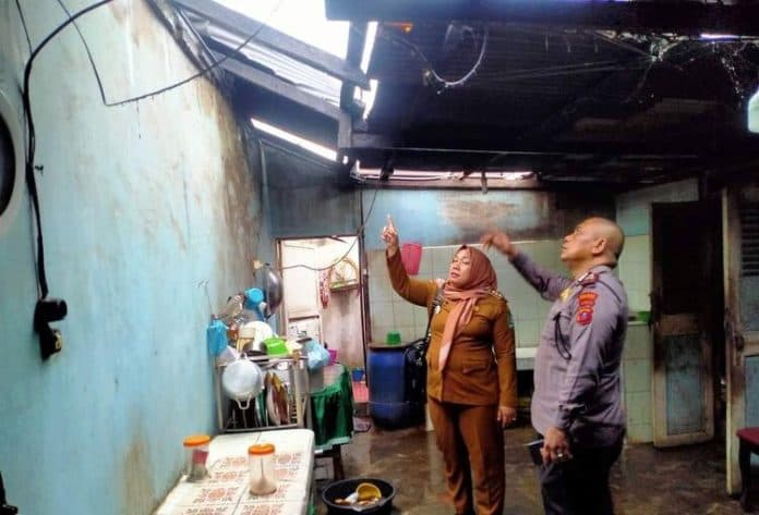 waspadai_cuaca_ekstrem_bpbd_simalungun_pasang_early_warning_di_titik_rawan