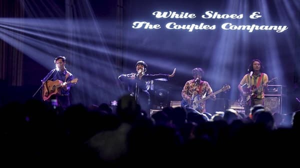 white_shoes_the_couples_company_rayakan_20_tahun_di_synchronize