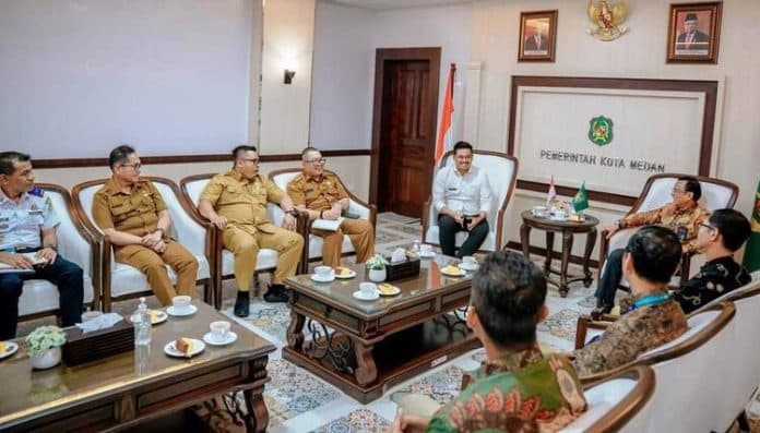 wujudkan_program_merata_pemko_medan_kolaborasi_dengan_pln