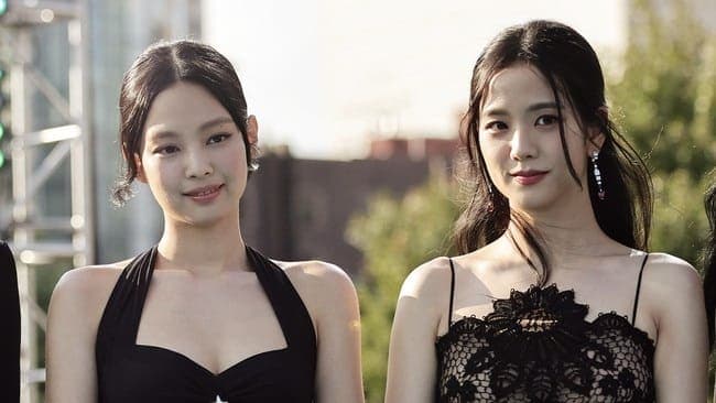 yg_entertainment_bantah_informasi_jisoo_dan_jennie_blackpink_dirikan_agensi