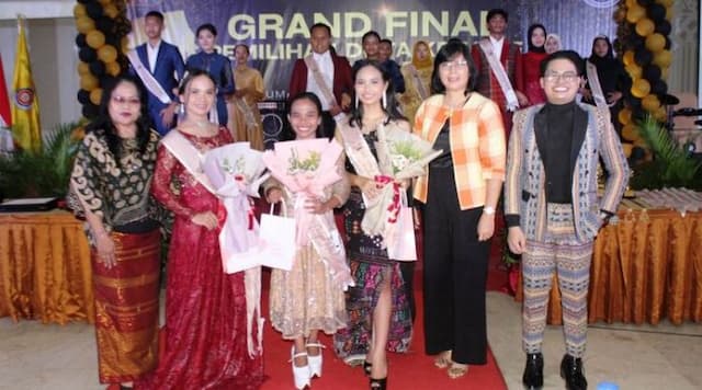 yolenta_lestari_dan_ferdinandus_aldo_terpilih_duta_kreatif_pelajar_sumut_2023