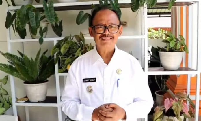 zonny_waldi_beri_sinyal_ikut_bursa_balon_pilkada_simalungun_2024