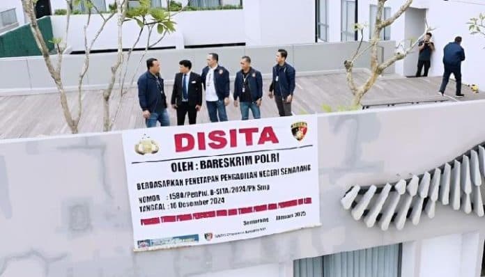 diduga_hasil_cuci_uang_judi_online_bareskrim_sita_hotel_di_semarang