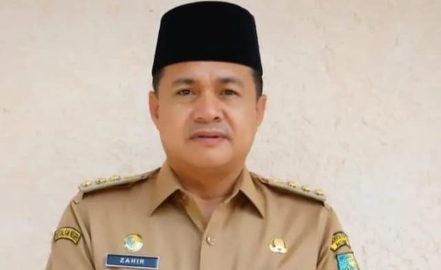 ditanya_soal_kelanjutan_kasus_suap_zahir_polda_sumut_kita_tunggu_saja