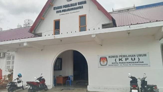 kpu_pematangsiantar_masih_tunggu_jadwal_penyerahan_jawaban_ke_mk