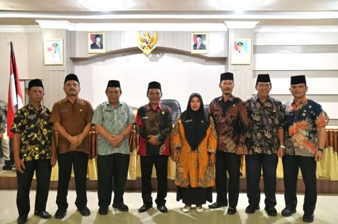 lantik_tiga_kepsek_sekda_sibolga_berharap_mutu_belajar_meningkat