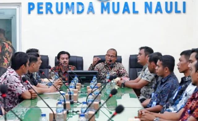 pad_perumda_mual_nauli_naik_200_persen_pj_bupati_tapteng_apresiasi_direksi