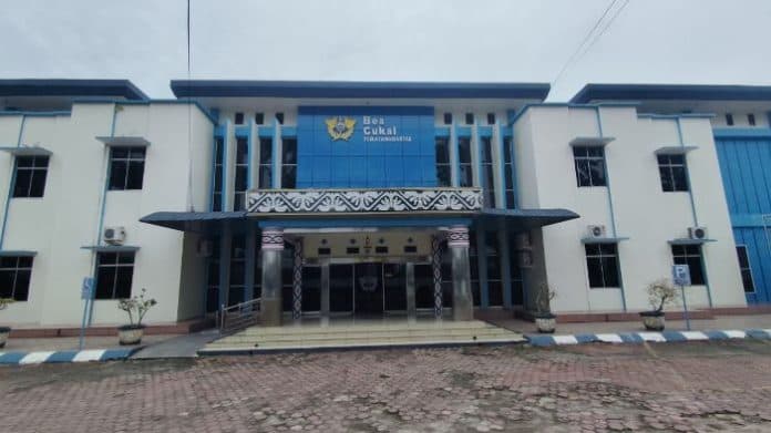 selama_2024_bea_cukai_siantar_tindak_minuman_beralkohol_dan_rokok_yang_rugikan_negara_ratusan_juta_rupiah