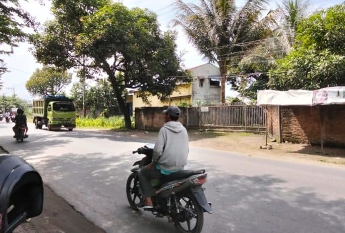 seorang_lansia_dibegal_di_dekat_polsek_patumbak_sepeda_motornya_dirampas
