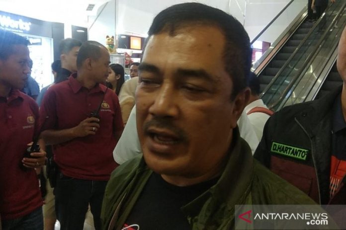 Kapolda Sumatera Utara Irjen Pol Agus Andrianto ketika diwawancarai para awak media mengaku, pihaknya sedang melakukan penyelidikan. 
