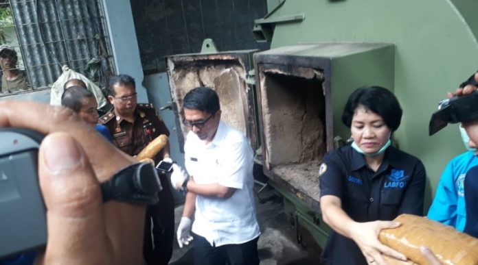 BNN Provinsi Sumut musnahkan barang bukti narkoba. (f:ist/mistar)