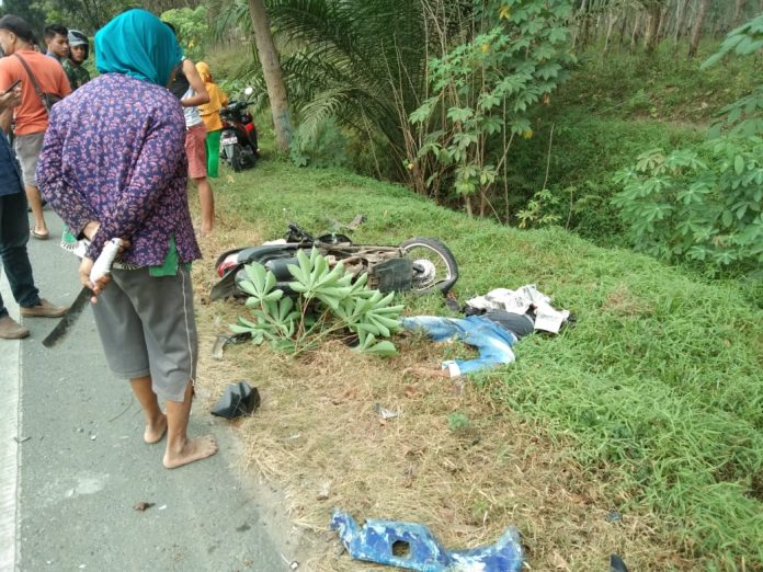 Korban laka lantas di Jalinsum Medan-Kisaran, Kabupaten Batubara.(f:mistar/ebson)