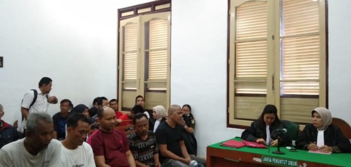 Sidang terdakwa kasus sabu seberat 56 Kg, kelima terdakwa dihukum mati.(f:mistar/amsal)