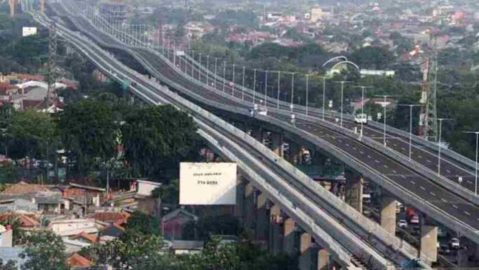 Tol layang Jakarta-Cikampek II dibuka kembali