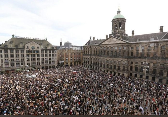 Protes Antirasisme Amsterdam Menuai Kritik