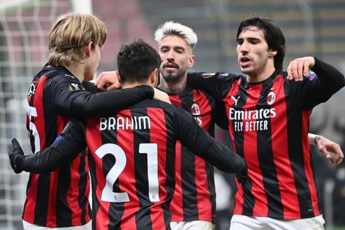 AC Milan memelihara keunggulan lima poin dari pesaing terdekatnya