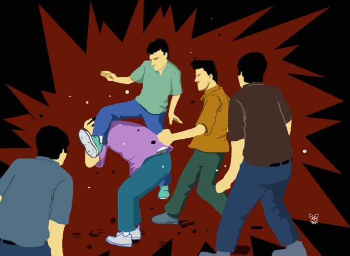 sekelompk pemuda menyerang pedagang di Medan