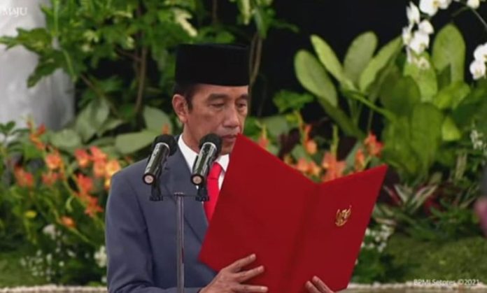 Jokowi Lantik Dewas-Direksi BPJS Kesehatan dan Ketenagakerjaan Baru