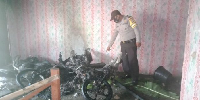 Lamaran Ditolak, Rumah Janda Dibakar Pria Pengangguran