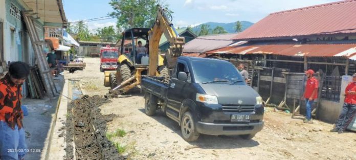 Tiga Desa di Kecamatan Tingalingga Kerap Banjir, Camat Gerakkan Gotong Royong