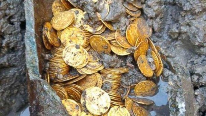 Koin emas peninggalan Romawi yang ditemukan di Italia. (Dok: Italian Ministry of Culture)