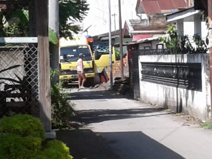 Camat Medan Area Setop Pengerjaan Pembangunan di Gang Zaniar