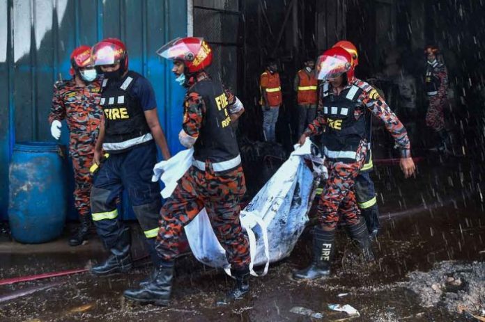 Kebakaran Pabrik Makanan di Bangladesh Tewaskan 52 Orang