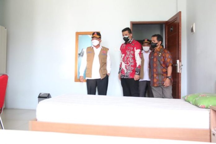 Kepala BNPB Tinjau Lokasi Isoter di Medan, Mampu Menampung 480 Pasien