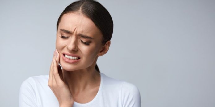 Gigi Mudah Ngilu, Kenali 8 Gangguan Mulut Ini