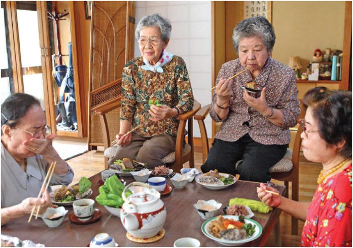 Diet Okinawa, Rahasia Panjang Umur ala Jepang Hingga 100 Tahun Lebih
