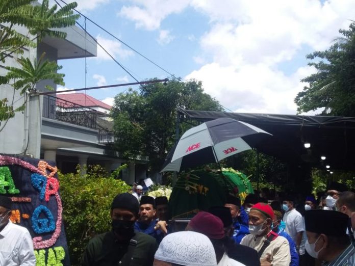 Anggota DPR RI Wahab Dalimunthe Meninggal, Wagub Sumut Melayat ke Rumah Duka