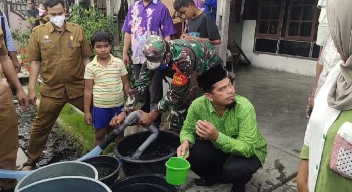 PD Al Washliyah Batu Bara Salurkan 40 Ribu Liter Air Bersih Ketiga Kelurahan, Ada Apa dengan PDAM?