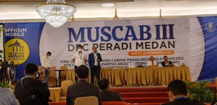 Azwir Agus dan Hermansyah Hutagalung Pimpin DPC Peradi Medan
