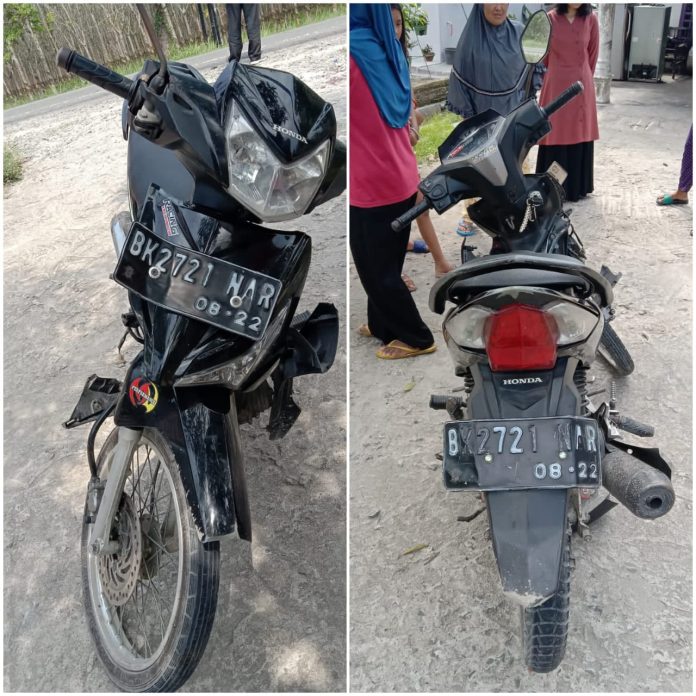 Disenggol Gran Max, Pengendara Sepeda Motor Luka-luka