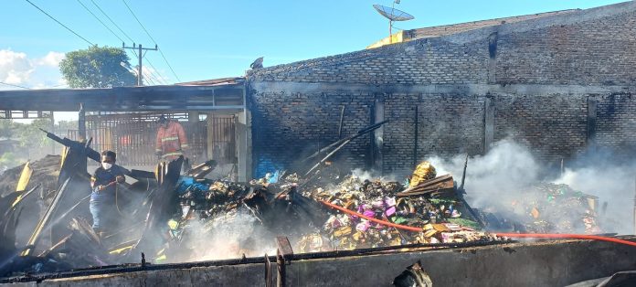 Kebakaran Tiga Rumah di Dairi: Harta Benda Hangus, Tidak Ada Korban Jiwa