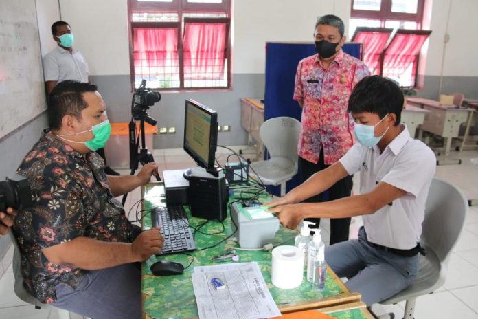 Tingkatkan Pelayanan, Perekaman KTP-el Pemula Langsung di Sekolah