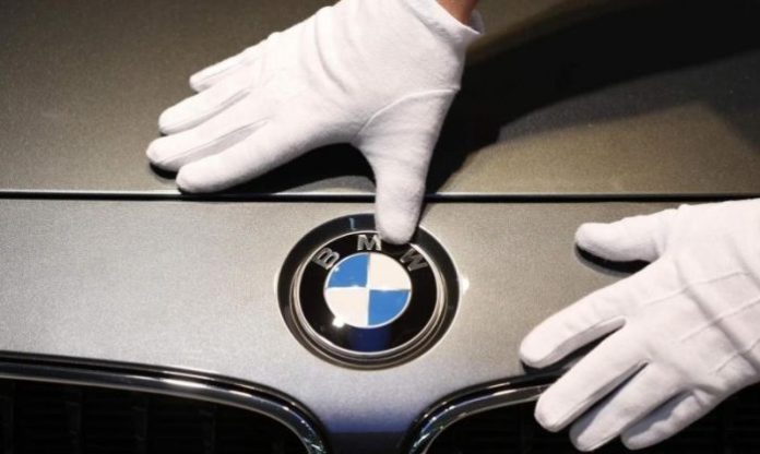 BMW Bakal Tarik Lebih 1 Juta Kendaraan dari Seluruh Dunia