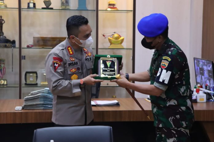 Perkuat Sinergitas TNI-Polri, Dandenpom I/1 Pematangsiantar Kunjungi Kapolresta Deli Serdang