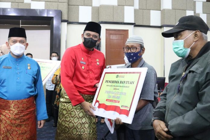 Jelang Lebaran, 13.137 Warga Pelayan Masyarakat Dapat Bantuan dari Pemko Medan