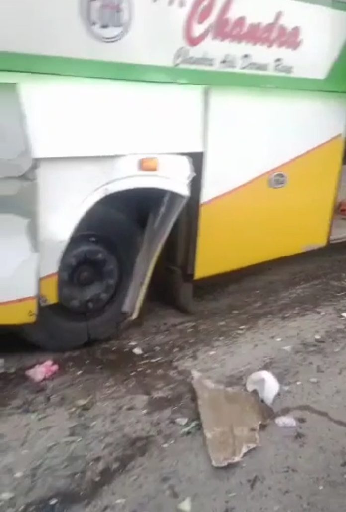 Bus Tabrak Belakang Tronton di Tol Perbaungan, Dua Orang Tewas