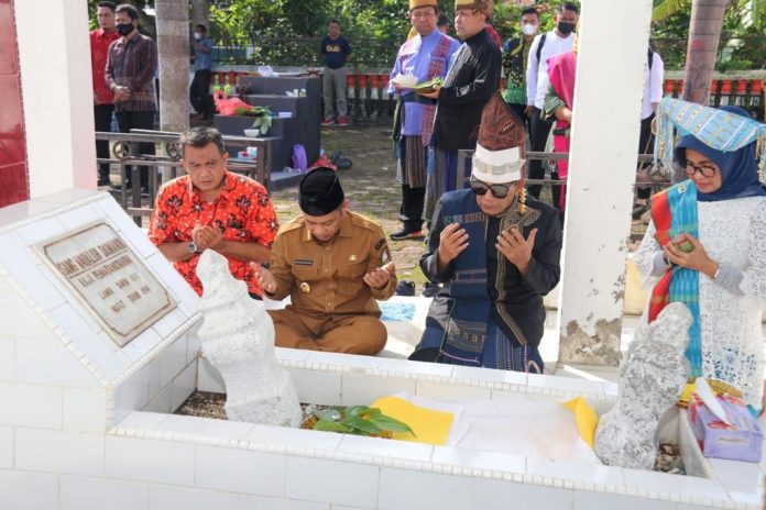 Jelang HUT ke-151 Kota Siantar, Plt Wali Kota Ziarah ke Makam Raja Sangnaualuh