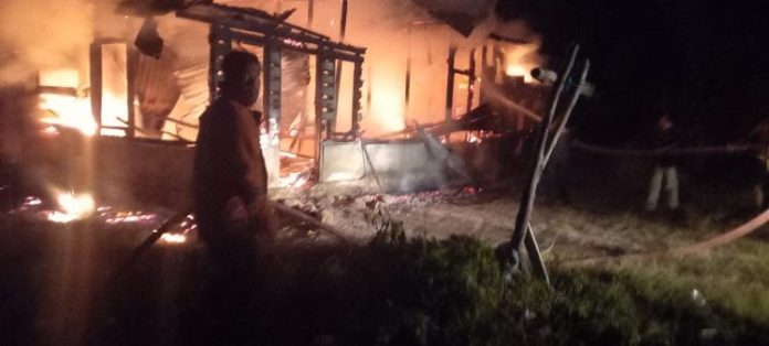 Kebakaran Kembali Terjadi di Dairi, 2 Rumah dan 1 Sepeda Motor Terbakar