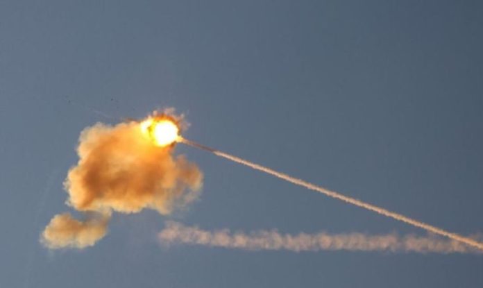 Tembakan Roket Palestina Picu Serangan Udara Israel di Gaza