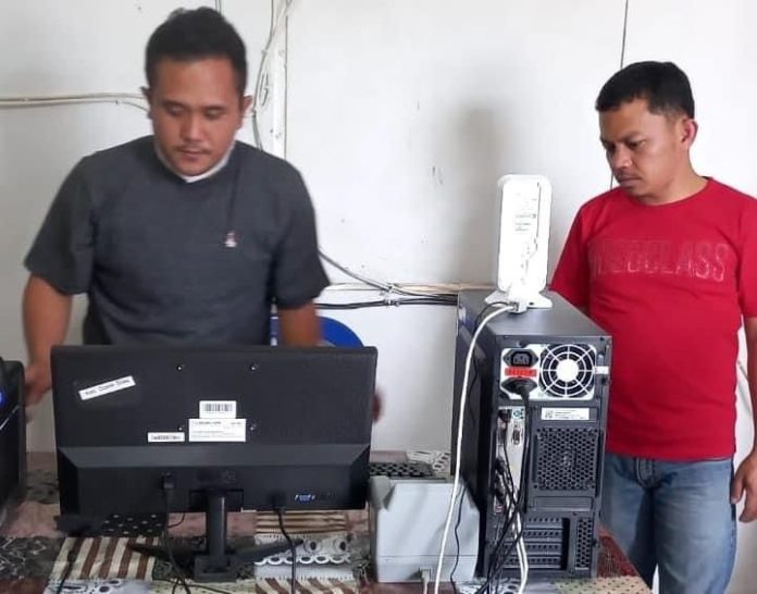 Pemkab Simalungun Uji Coba Peralatan Cetak E KTP di Kecamatan Dolok Silau