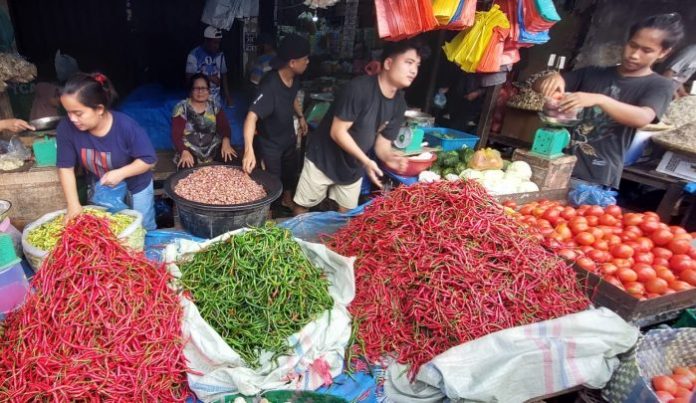 Harga Cabai Merah Kembali Melonjak di Medan