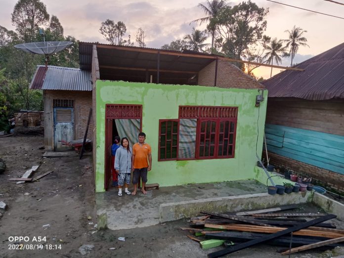 Dihantam Puting Beliung, 18 Rumah Rusak di Bakkal Sipoltong Dairi