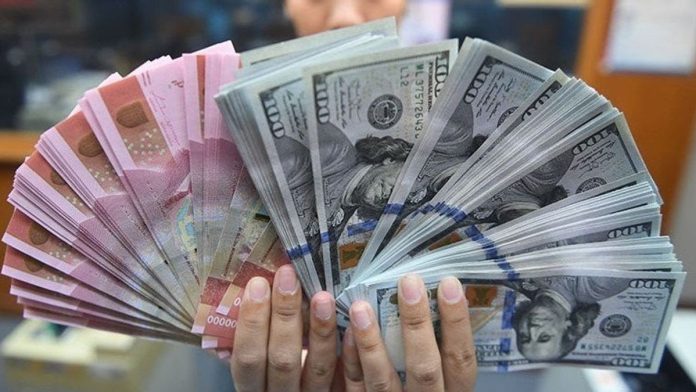 Rupiah Menguat Terhadap Dolar ke Posisi Rp15.600