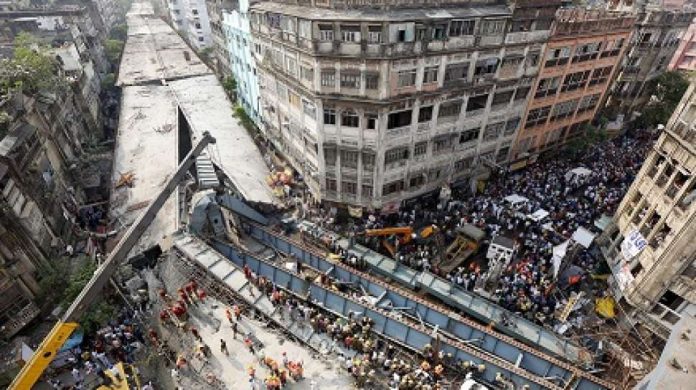 Korban Tewas Jembatan Runtuh di India Jadi 132 Orang